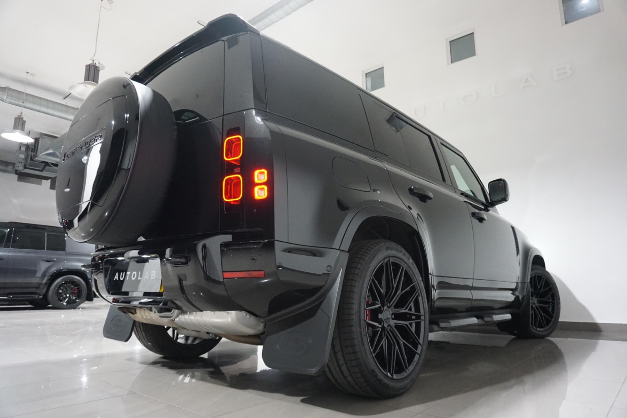 Land Rover Defender 110 3.0 D350 MHEV X-Dynamic HSE Hard Top SUV Auto 4WD MWB Euro 6 (s/s) 5dr